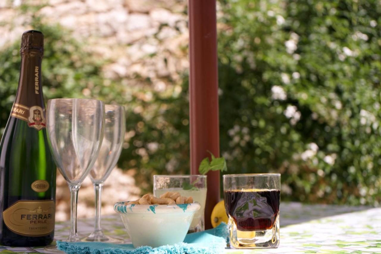 Minicasa Nella Natura, Con Piscina A Due Passi Ostuni Exterior foto