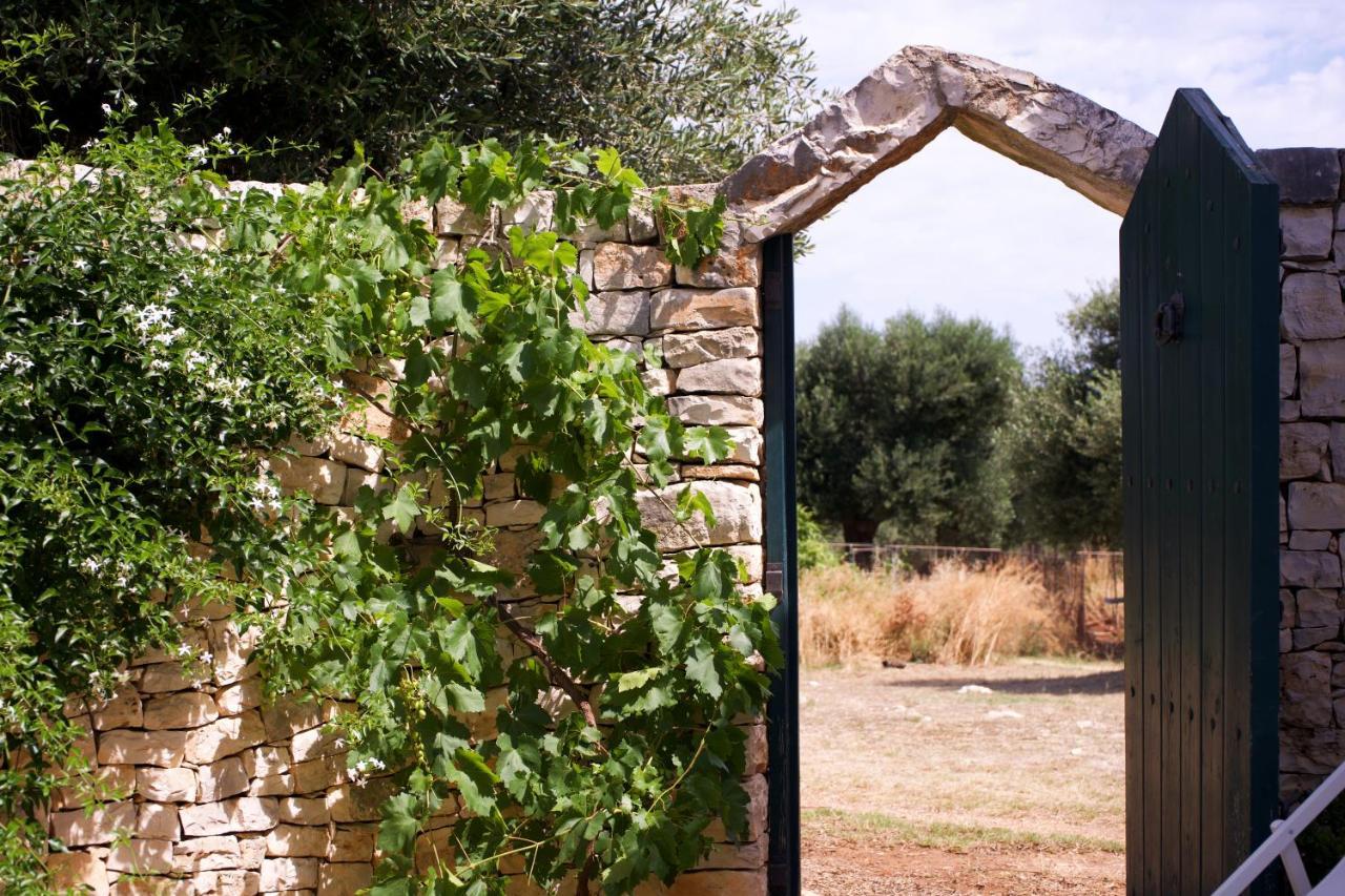 Minicasa Nella Natura, Con Piscina A Due Passi Ostuni Exterior foto